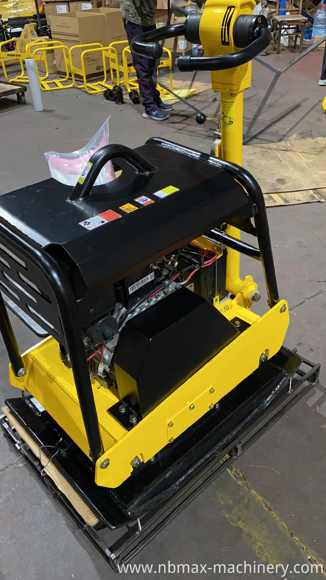 Operate Comfortably New Manual Vibrating Plate Compactor